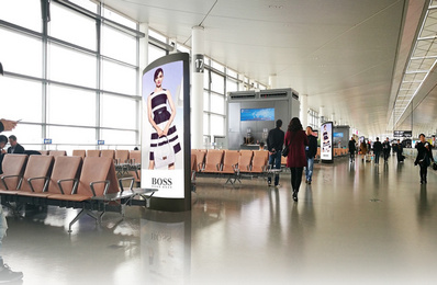 南京機場國內(nèi)、國際出發(fā)指廊候機廳雙面圖騰燈箱套裝廣告