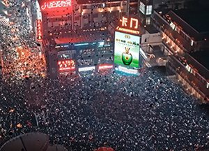 徐州戶外LED大屏廣告價(jià)格？徐州LED廣告有哪些？徐州彭城壹號步行街LED大屏廣告價(jià)格？