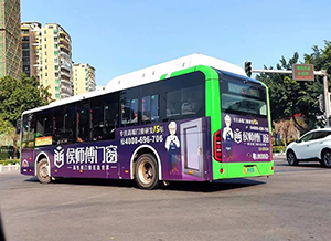 惠州公交車廣告價(jià)格多少錢？惠州公交車體廣告家裝建材案例