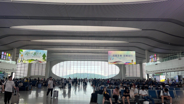 蕪湖站廣告價(jià)格多少錢？蕪湖高鐵站新站廣告牌有哪些位置優(yōu)勢(shì)