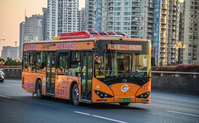 廣州公交巴士外車身廣告優(yōu)勢線路推薦，廣州公交車身廣告價(jià)格收費(fèi)