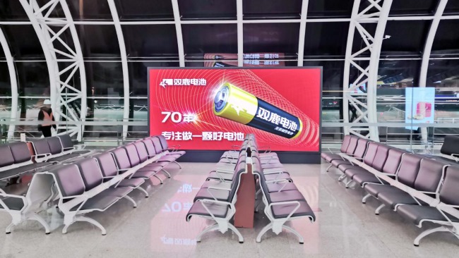寧波機場廣告價格收費，寧波櫟社機場T1航站樓出發(fā)到達熱門廣告牌