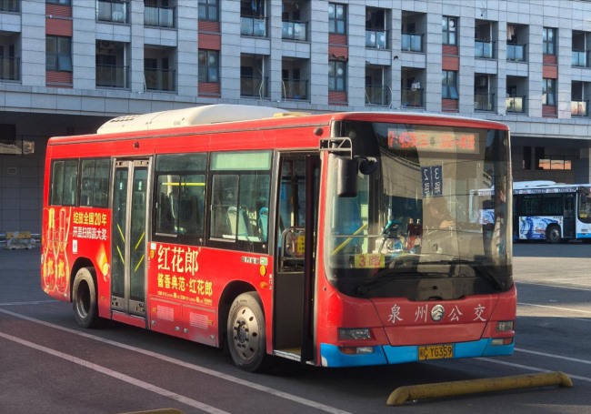 泉州公交巴士外車身廣告優(yōu)勢線路推薦，泉州公交車身廣告價格收費
