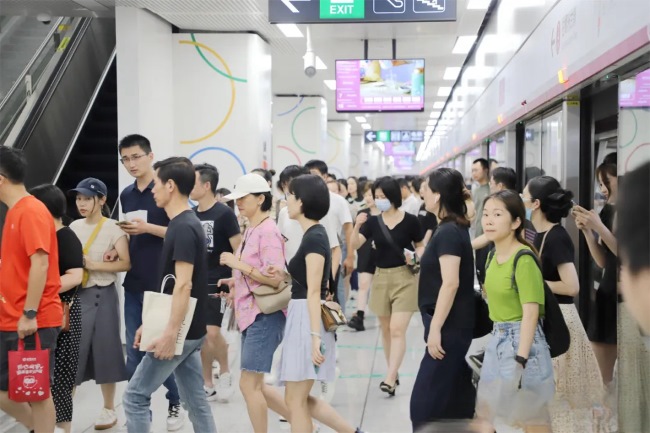 福州地鐵播音導(dǎo)向廣告價(jià)格種類，福州地鐵列車站臺(tái)語(yǔ)音播報(bào)廣告