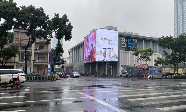 寧波天一廣場裸眼3D大屏廣告投放，寧波地標(biāo)LED大屏廣告價(jià)格