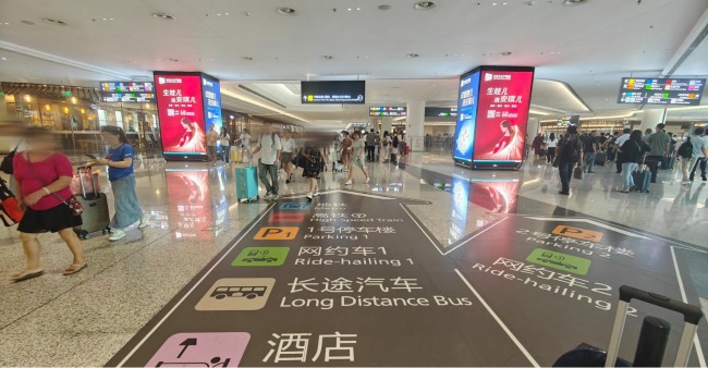 成都天府機(jī)場T1國際出發(fā)到達(dá)廣告燈箱，成都機(jī)場廣告價(jià)格