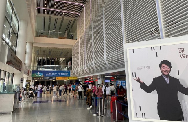深圳福田口岸有哪些廣告位？怎樣選擇更有效果？