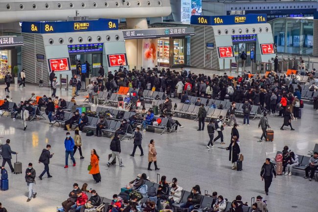 杭州東站有哪些廣告位？分別是什么價格？哪家廣告公司負(fù)責(zé)發(fā)布安裝？
