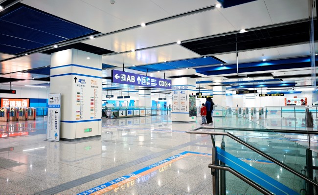 鄭州地鐵站臺播音導向廣告價格，鄭州地鐵車廂語音廣告投放