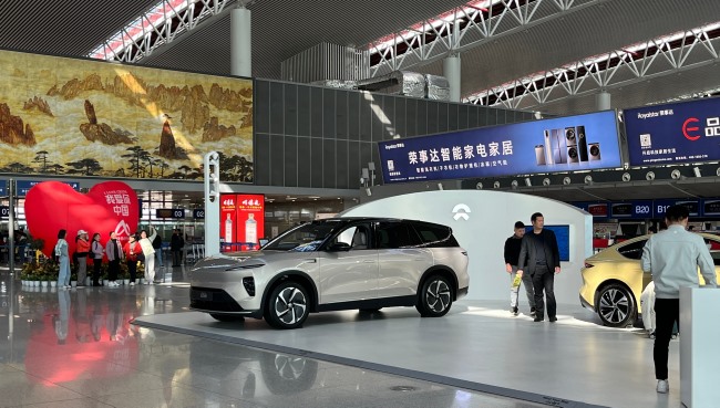 家居建材行業(yè)為什么喜歡選擇高鐵和機場廣告？第一戶外發(fā)布的高鐵和機場廣告案例有哪些？