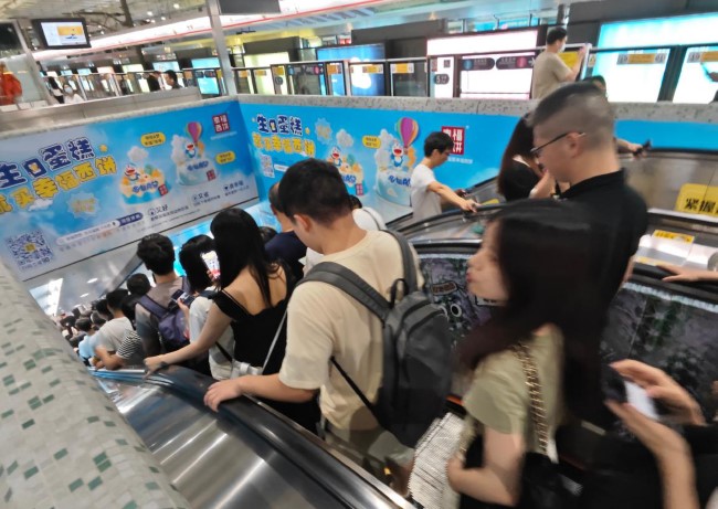與其他一線城市相比較，深圳地鐵廣告有哪些突出的特點(diǎn)？選擇第一戶外傳媒發(fā)布深圳地鐵廣告有什么優(yōu)勢(shì)？