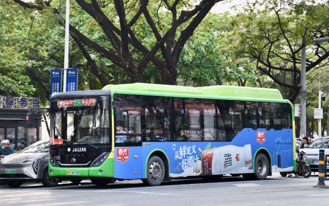 三亞公交車(chē)身三側(cè)外車(chē)貼廣告投放，三亞公交巴士廣告價(jià)格